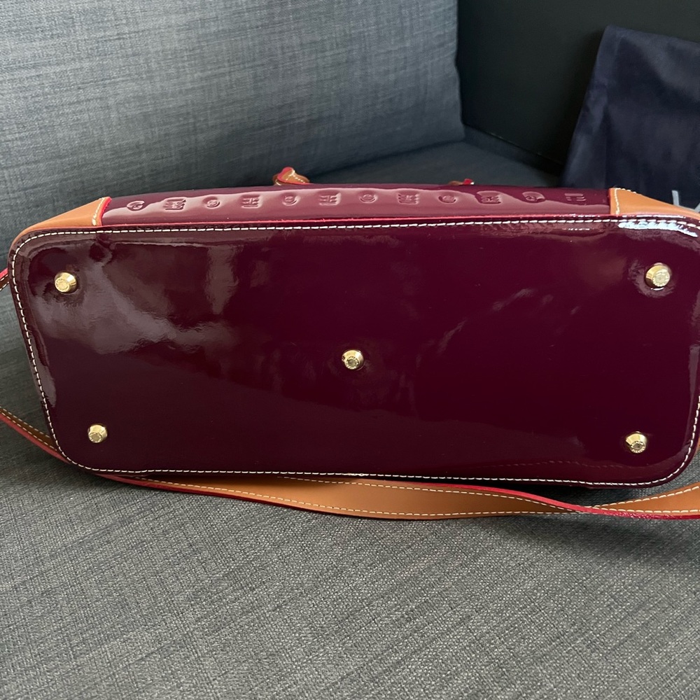 NWT ARCADIA PATENT LEATHER SATCHEL HANDBAG PURSE - Picture 11 of 11